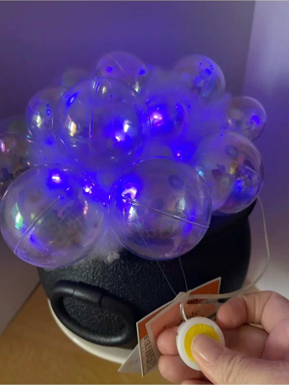 Viral Dollar General Light up Halloween Bubble Cauldron - NWT **